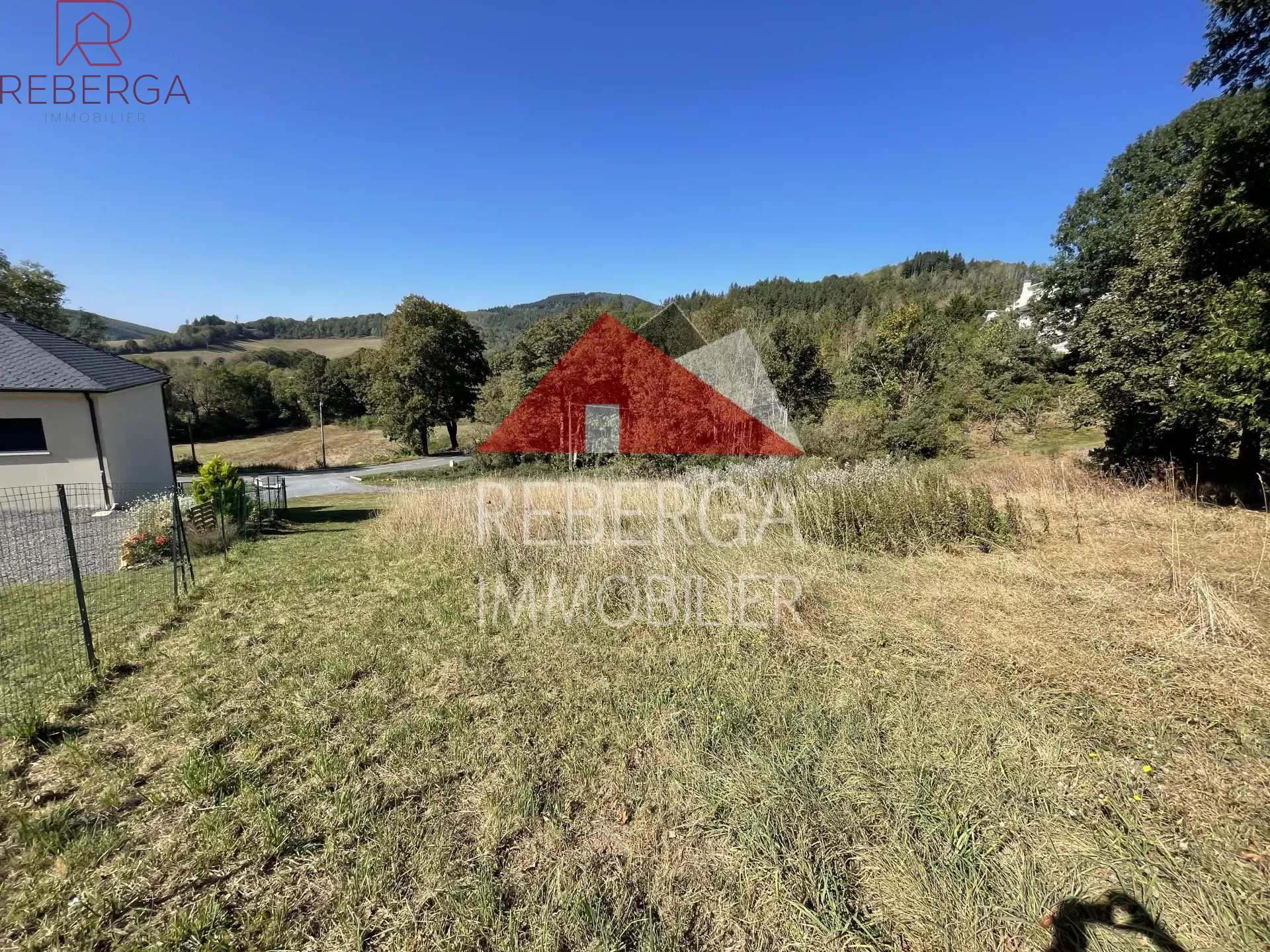 TERRAIN CONSTRUCTIBLE LACAUNE
